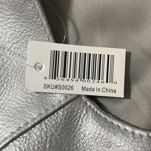 New with tags! Great pool bag, weekend, spa day, etc! 🥳 - Picture 5 of 5